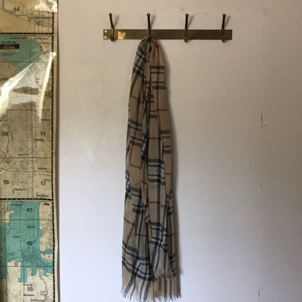 Plaid lightweight scarf